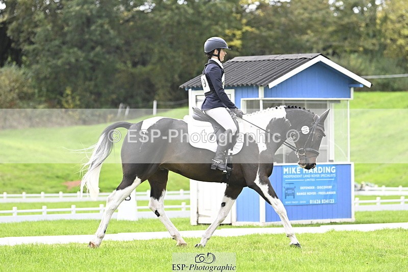 251023A-120452-04002 - F-419-Helen.du.Heaume