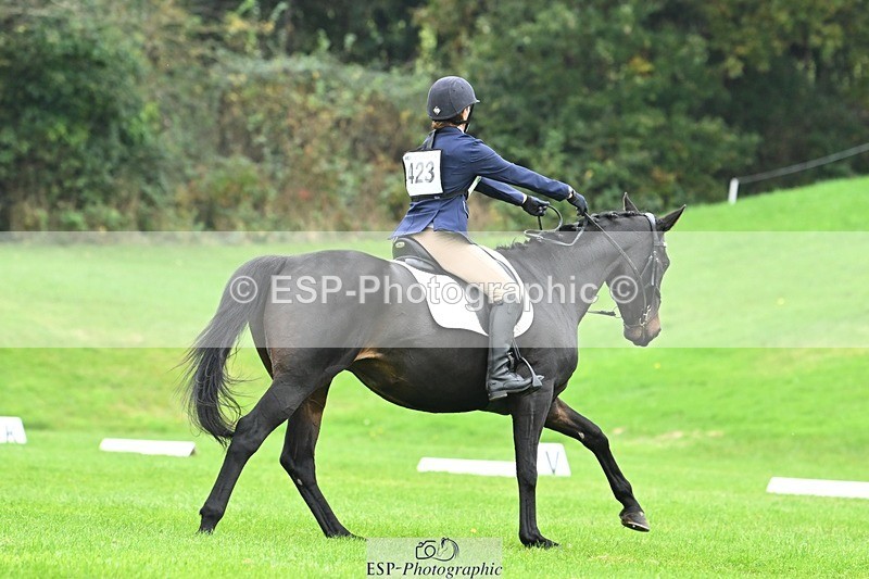 241024-150638-04704 - 423-Alexandra.Erskine.Scott-PRIMITIVE.DAYLIGHT