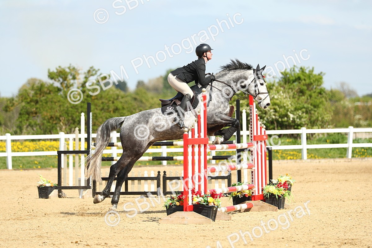 SBM_001304 - Class 5 - Senior Foxhunter 1.20m