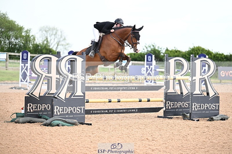 260513B-150335-01208 - Cls 6 Snr Fox and 1.20m Open