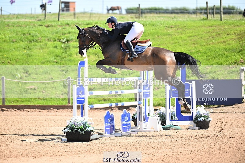 240718A-112209-04750 - Cls 1, 3 Star Small Tour 1.35m