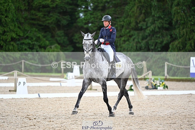 240524-141124-10153 - 529-SBH_BIG_WALL-Izzy_Taylor