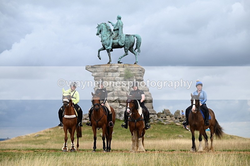 DSC_4824 - Time at Statue 11:10 to 11:42