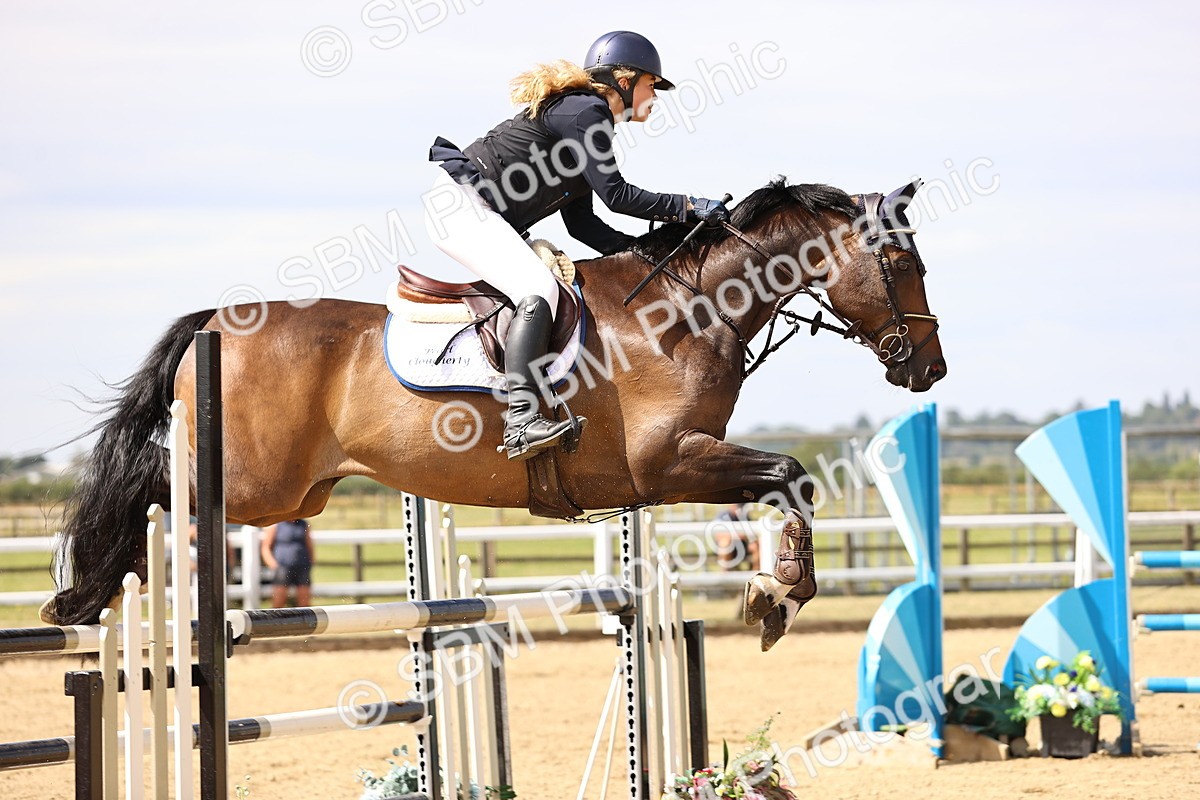 SBM_009631 - Class 8 - Senior Newcomers - 1.10  Open