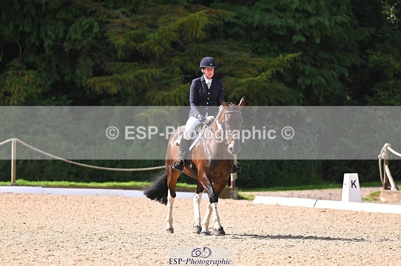 240809-102940-00204 - 112-Caroline.Hutchens-Clogorrow's.Socky