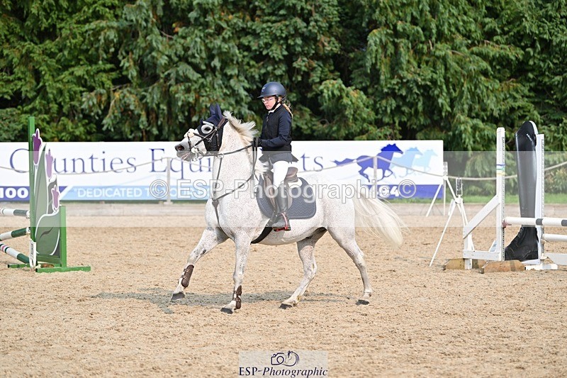 240818-162343-05425 - Cls 13 Pony Intro 70cm