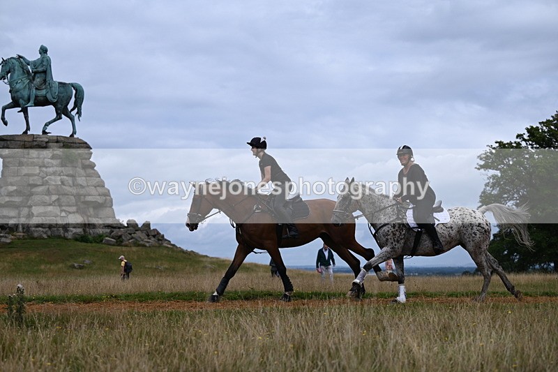 DSC_6325 - Time at Statue 12:17 to 12:44