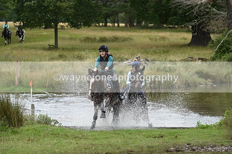 WJ7_3902 - Time at Water 12:52 to 13:22