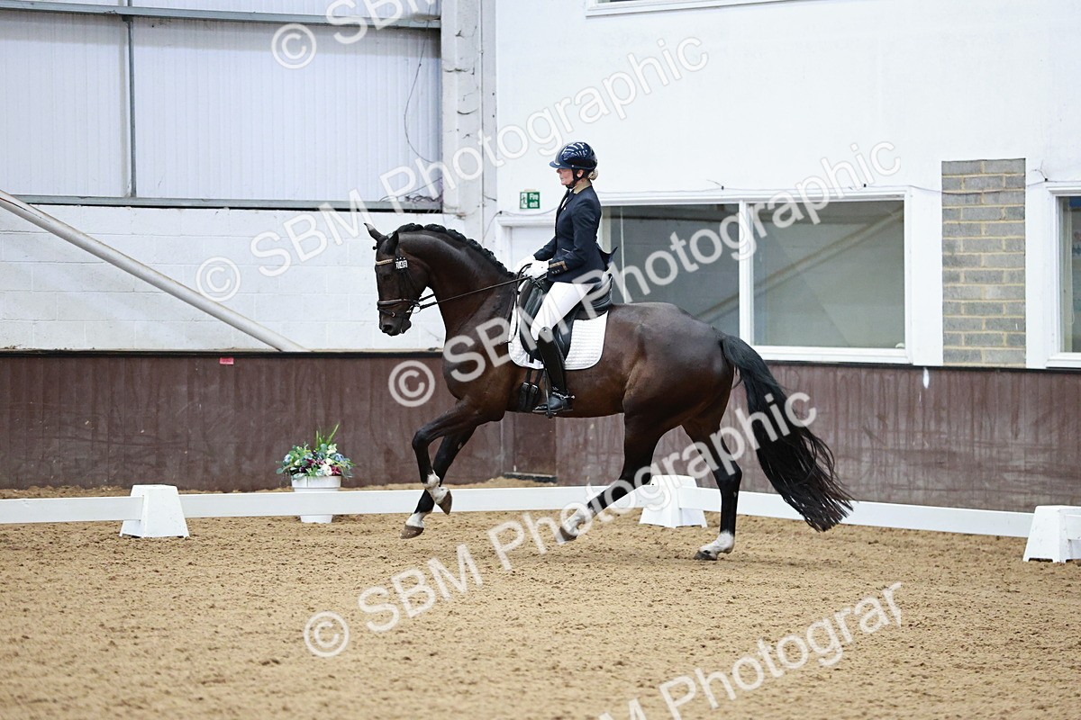 SBM_000557 - Class 1 - Prelim 6 Gold - 11.24-12.40