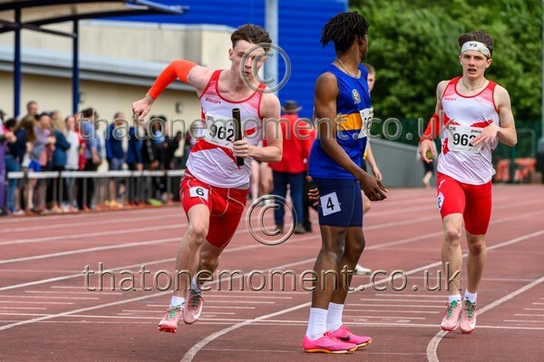 Relays26-923113 - Male Set Three