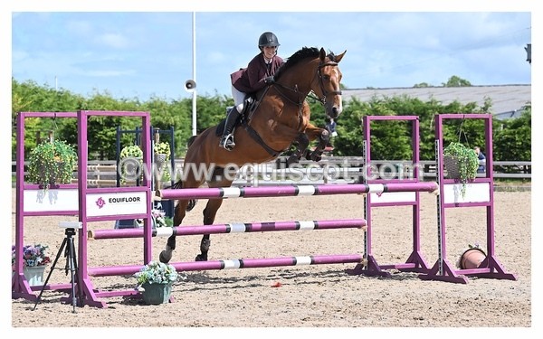 BPP_1113 - CLASS 4 FRI Newcomers/ 1.10m Open