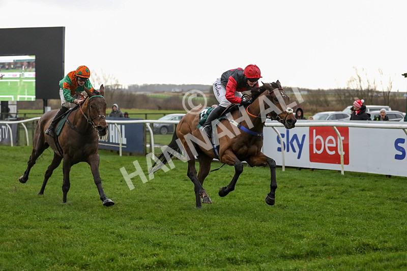 281223-Race 1-Trac-3035 - Race 1