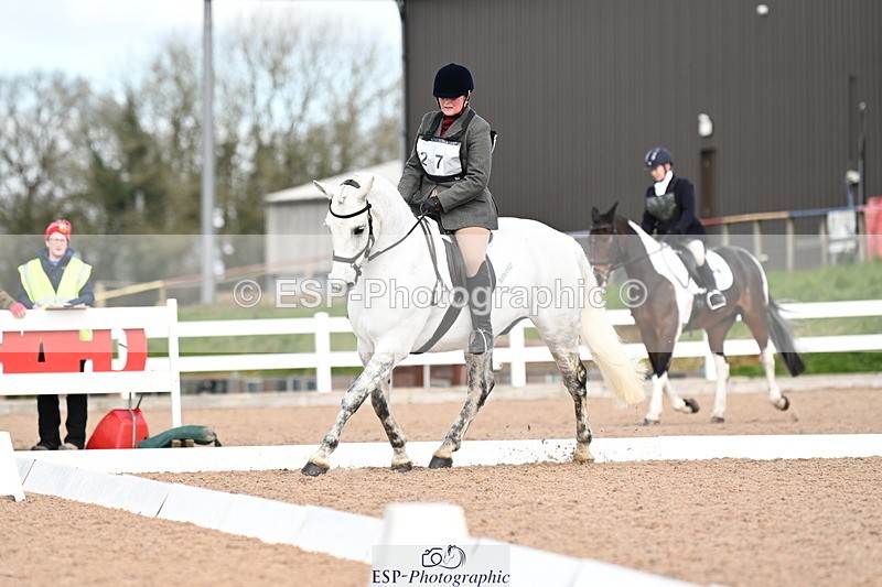 240324A-123344-02646 - Novice 27, 12.30 to 13.50