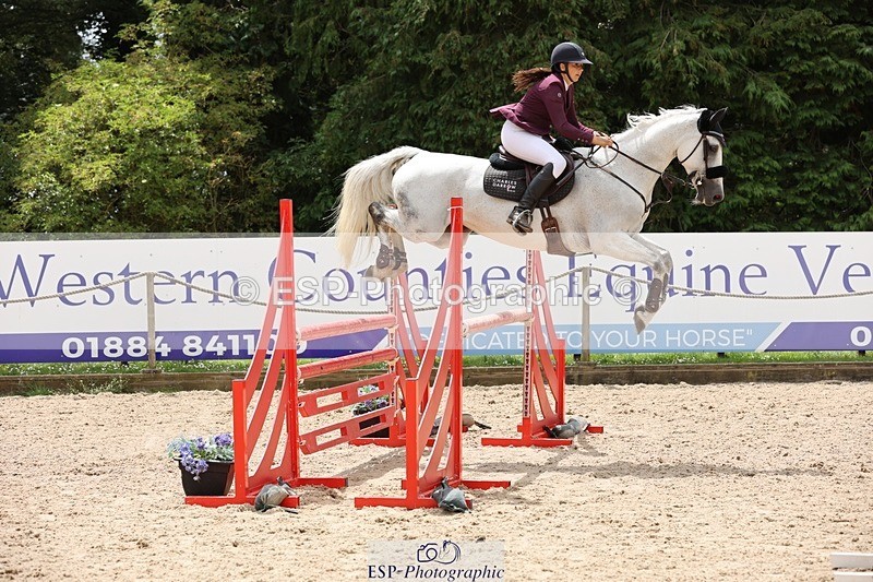 240711-123754-27198 - Cls 122 1.10m Amateur Quali