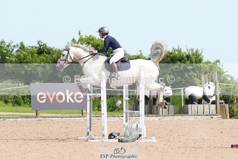260523-152839-00774 - Cls 9 Pony Foxhunter and 1.10m Open