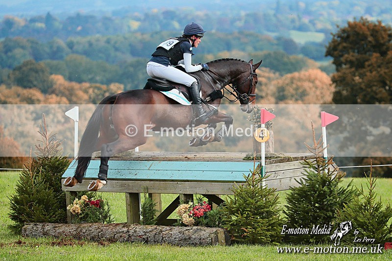 BEXCN 121024 107a - Equestrian