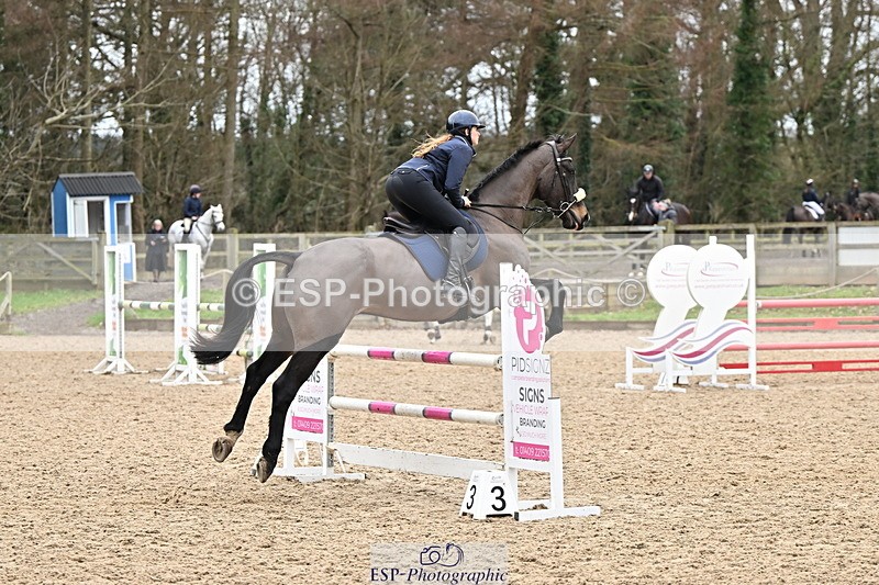 250201A-132831-00818 - Cls 03 Local Horse 110cm