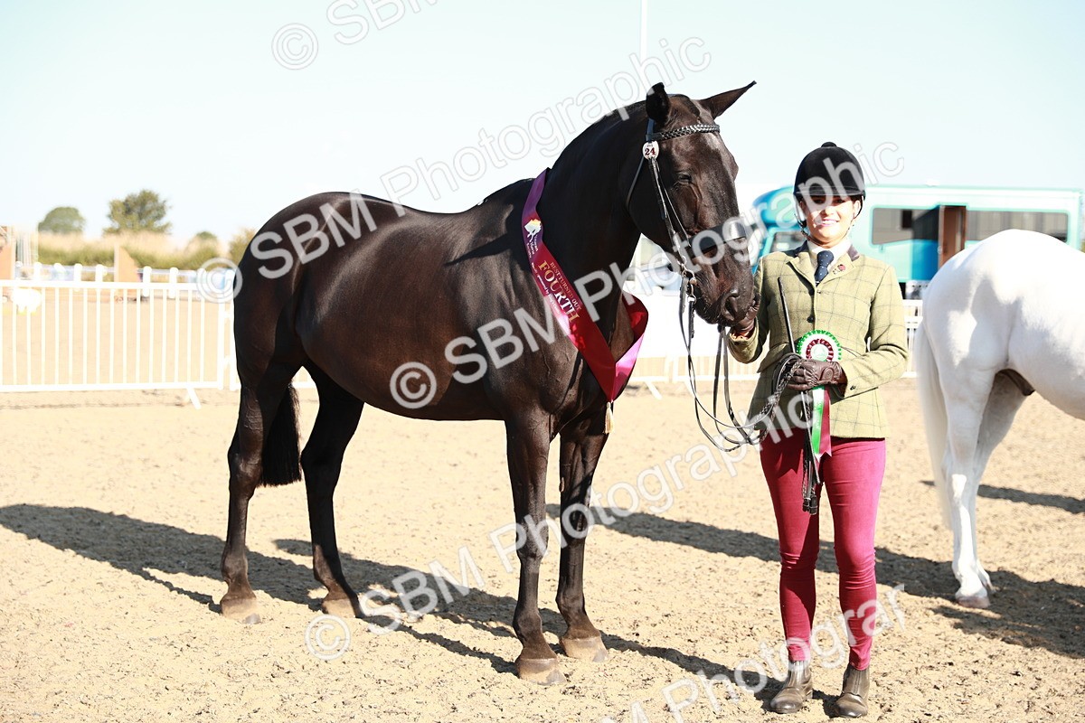 SBM_00121 - Class 40 Best Turned Out IH