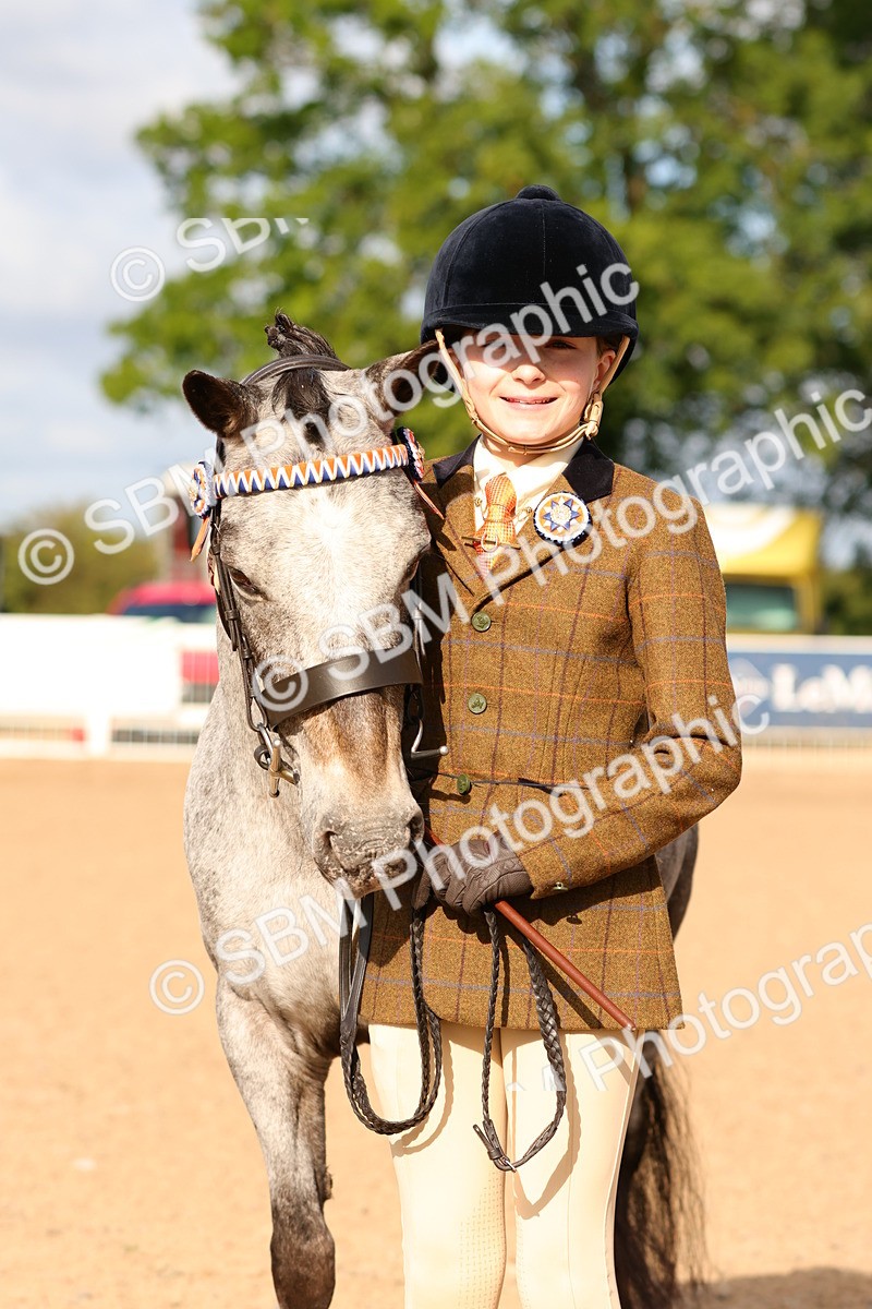 SBM_09220 - Class 204 - Young Handler