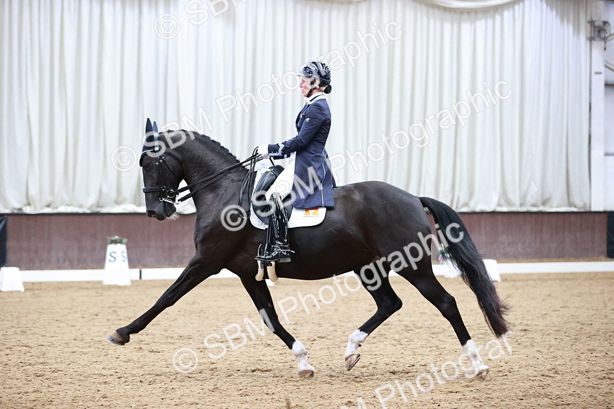 SBM_016708 - Class 5 - FEI INT II - 17.24-18.20