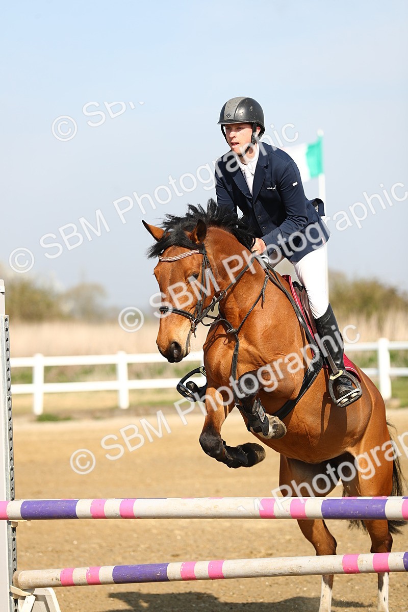 SBM_001911 - Class 8 - Senior British Novice - 90cm
