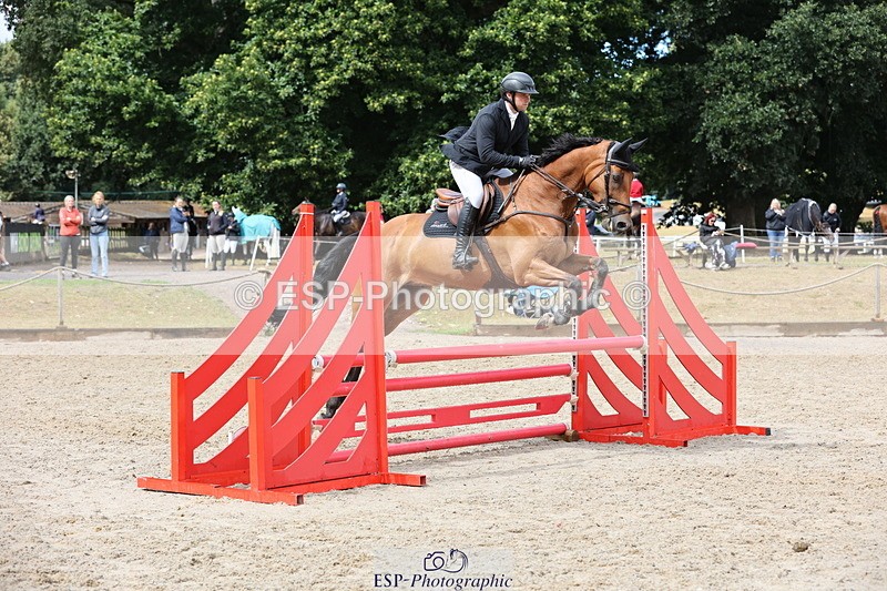 250829A-121052-01579 - Cls 7 British Novice and 90cm