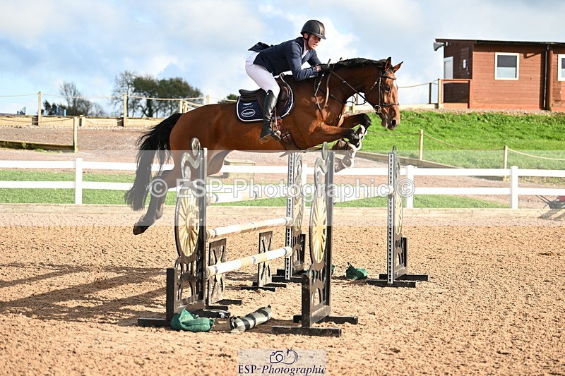 241023A-152151-01170 - Cls 5 Foxhunter and 1.20m Open