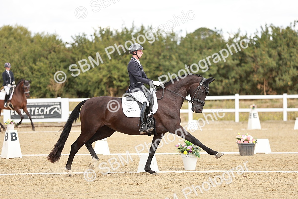 SBM_009586