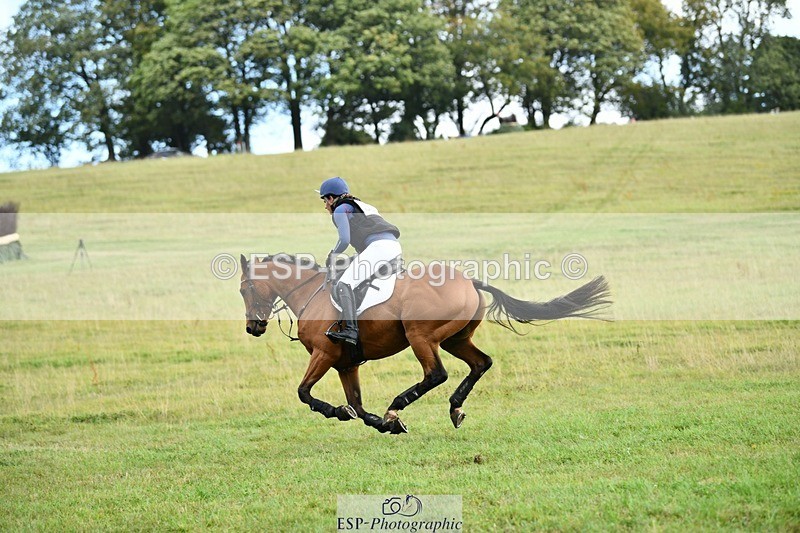 250831-102402-05968 - H-354-Issy.Colwell