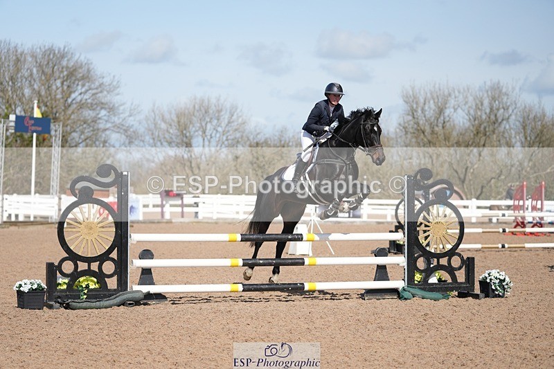250329-104515-03703 - Cls 20 British Novice and 90cm