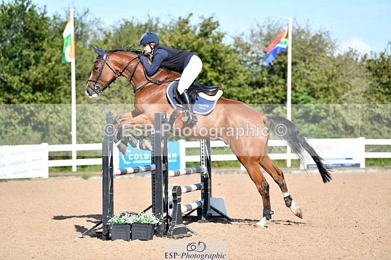 240913A-095441-03048 - Cls 20 Snr British Novice and 90cm Open