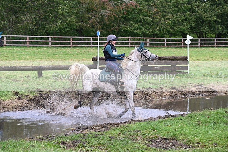 WJ6_6663 - Time at Photographer 13:06 to 13:23