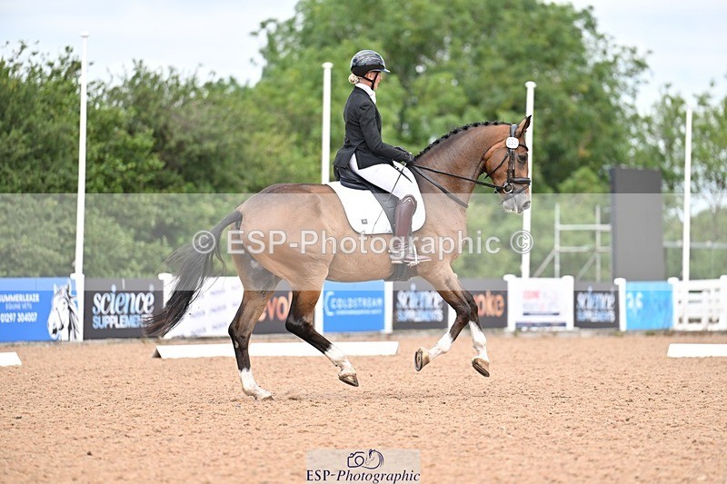 260704-124857-04676 - Cls 4D Senior Intermediate Novice 1