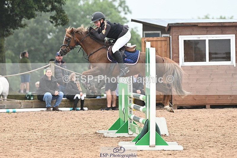 240907A-111015-00856 - Cls 2 Pony Small Team 70cm & 80cm