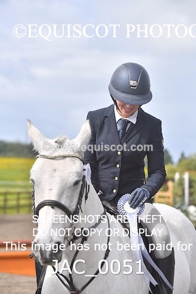 JAC_0051 - CLASS 3 Intermediate Working Hunter (0.70m - 0.85m)