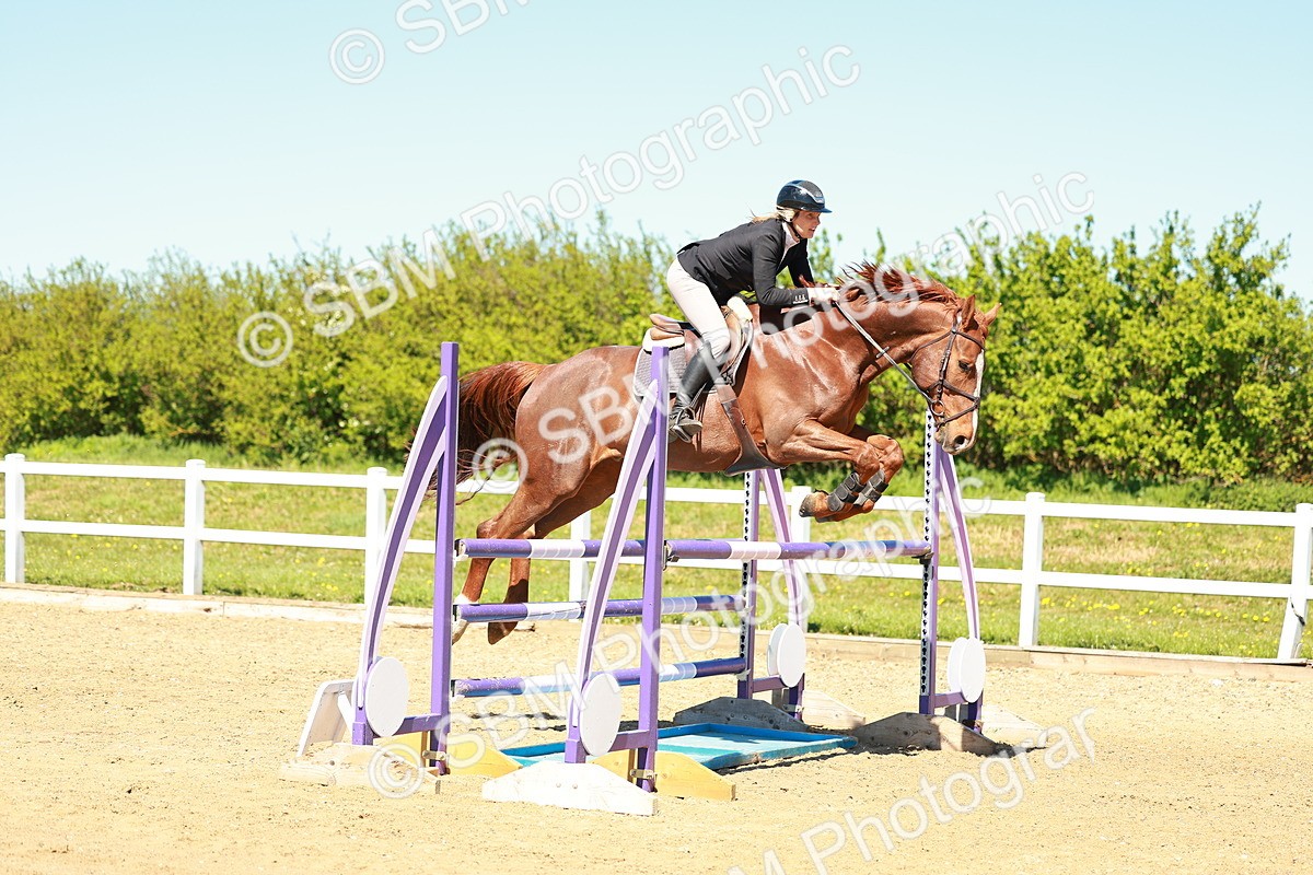 SBM_001181 - Class 4 - Senior Newcomers 1.10m