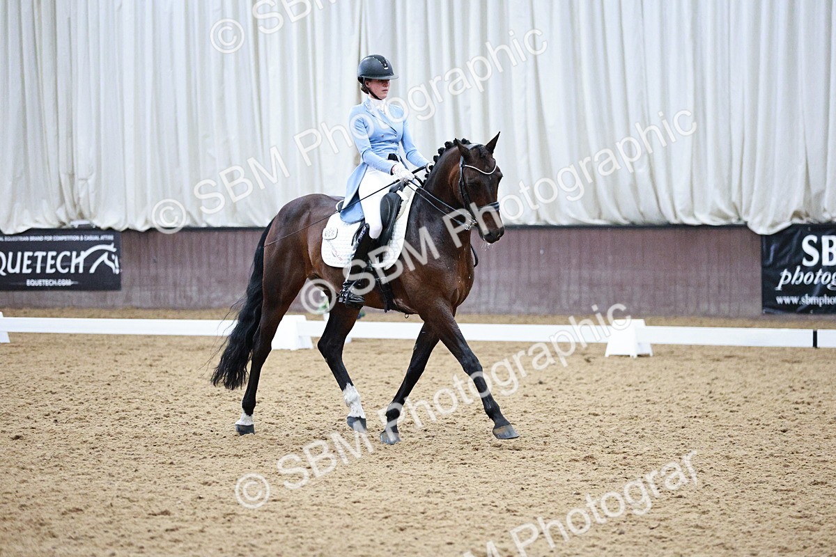 SBM_020732 - Class 13 - FEI INT I - 15.30-16.00