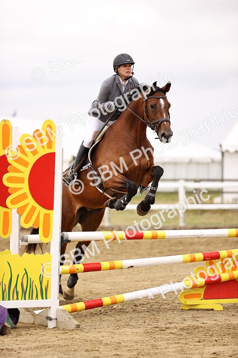 SBM_024743 - Class 9 - Senior British Novice - 90cm