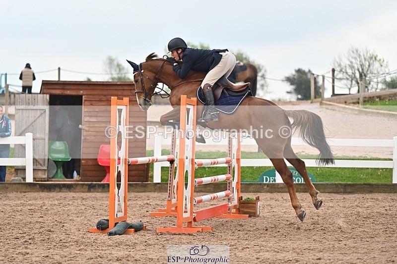260508-085629-04277 - Cls 17 British Novice and 90cm Open