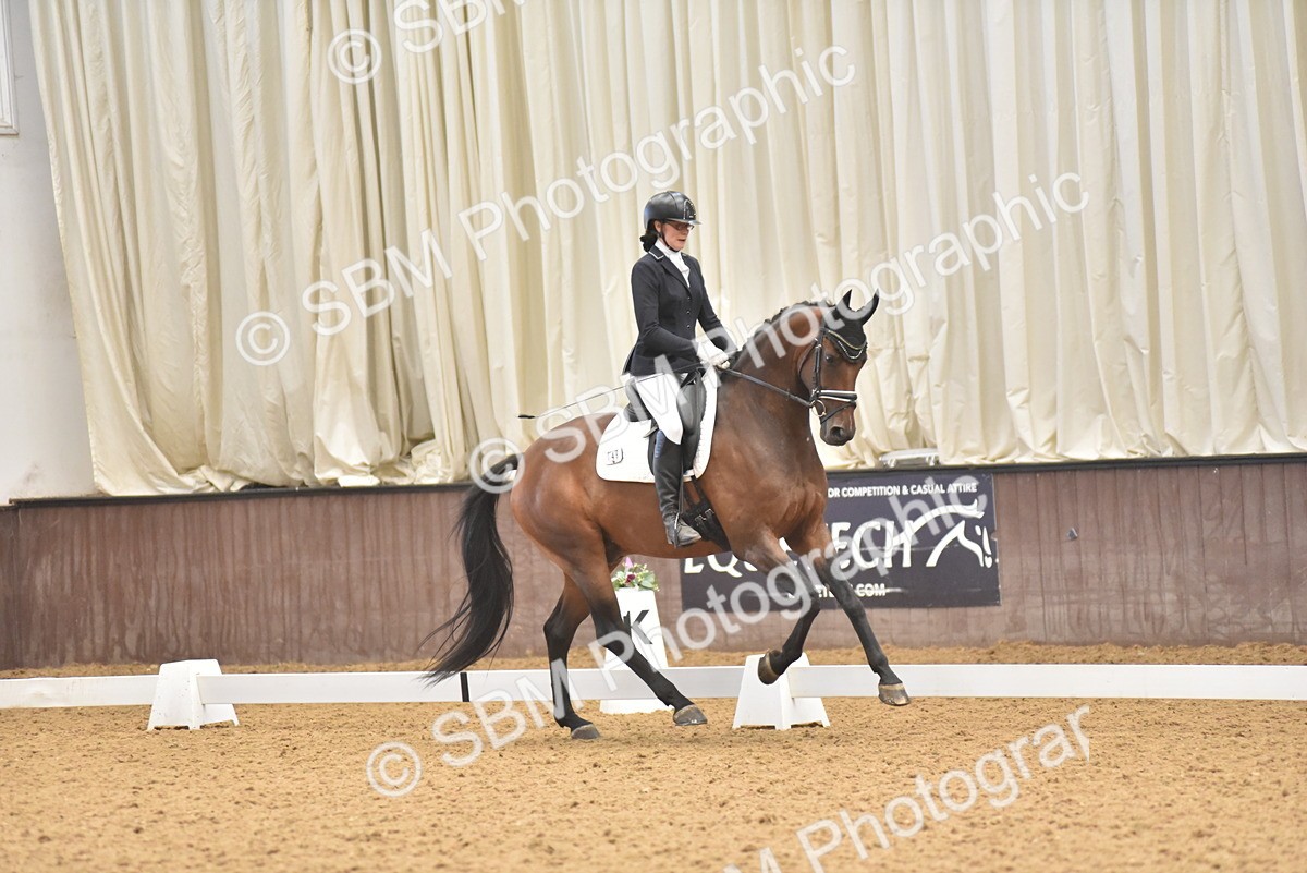 SBM_010991 - Class 8 - Novice 5