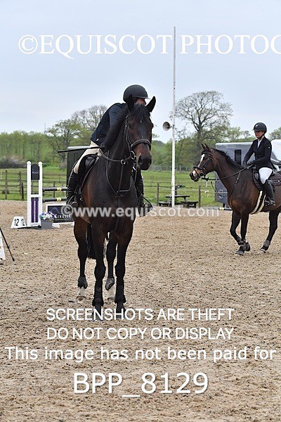 BPP_8129 - CLASS 17 SAT Senior Discovery/ 1m Open