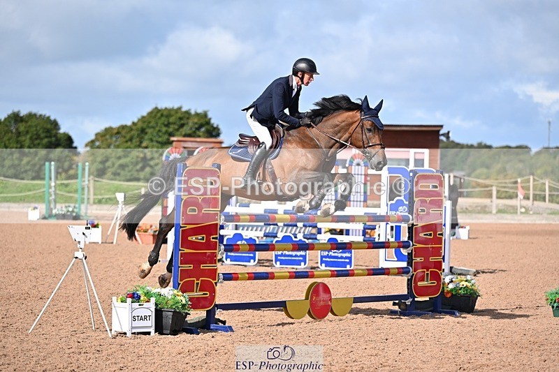 250912-104104-03952 - Cls 15 Snr Foxhunter