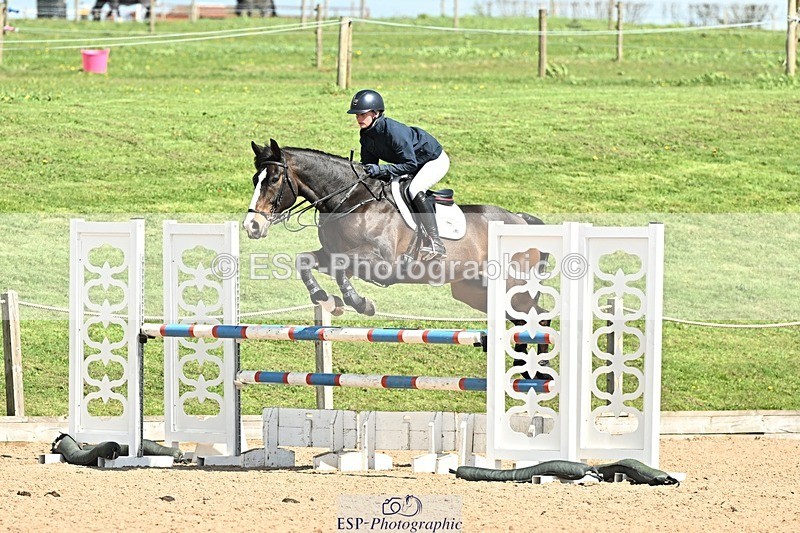 250416-133257-01127 - Cls 4 Newcomers and 1.10m