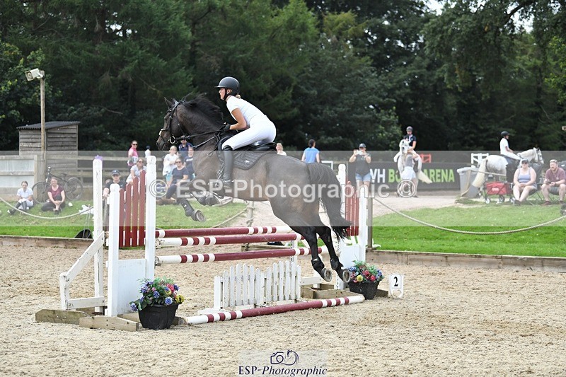 230820-113021-00554 - 1m - Round 1