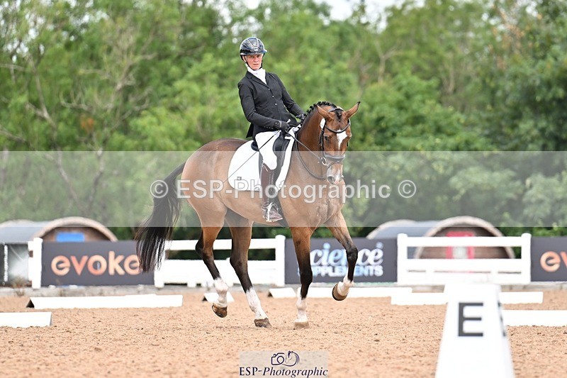 260704-124840-04672 - Cls 4D Senior Intermediate Novice 1