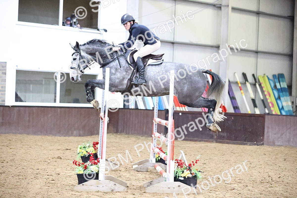 SBM_006314_Class 19 - Senior Foxhunter - 120m - Customer Cart Emma