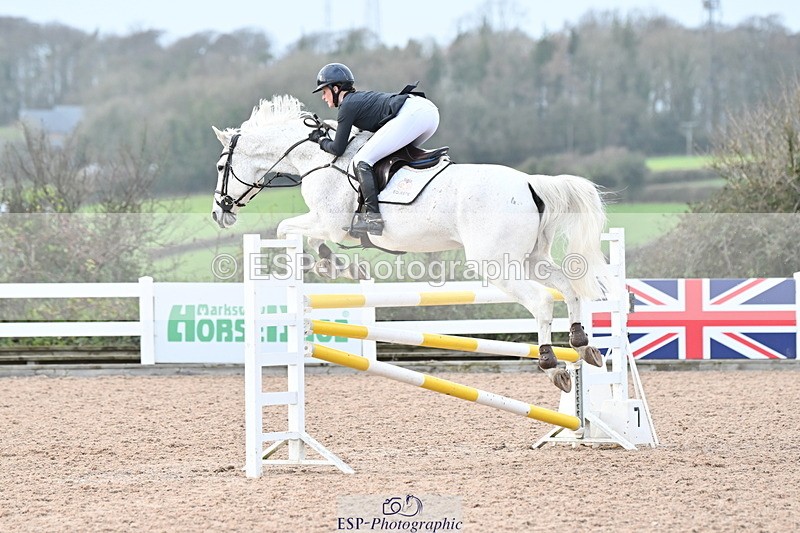 231208A-135704-01048 - Cls 6 Foxhunter & 1.20m Open