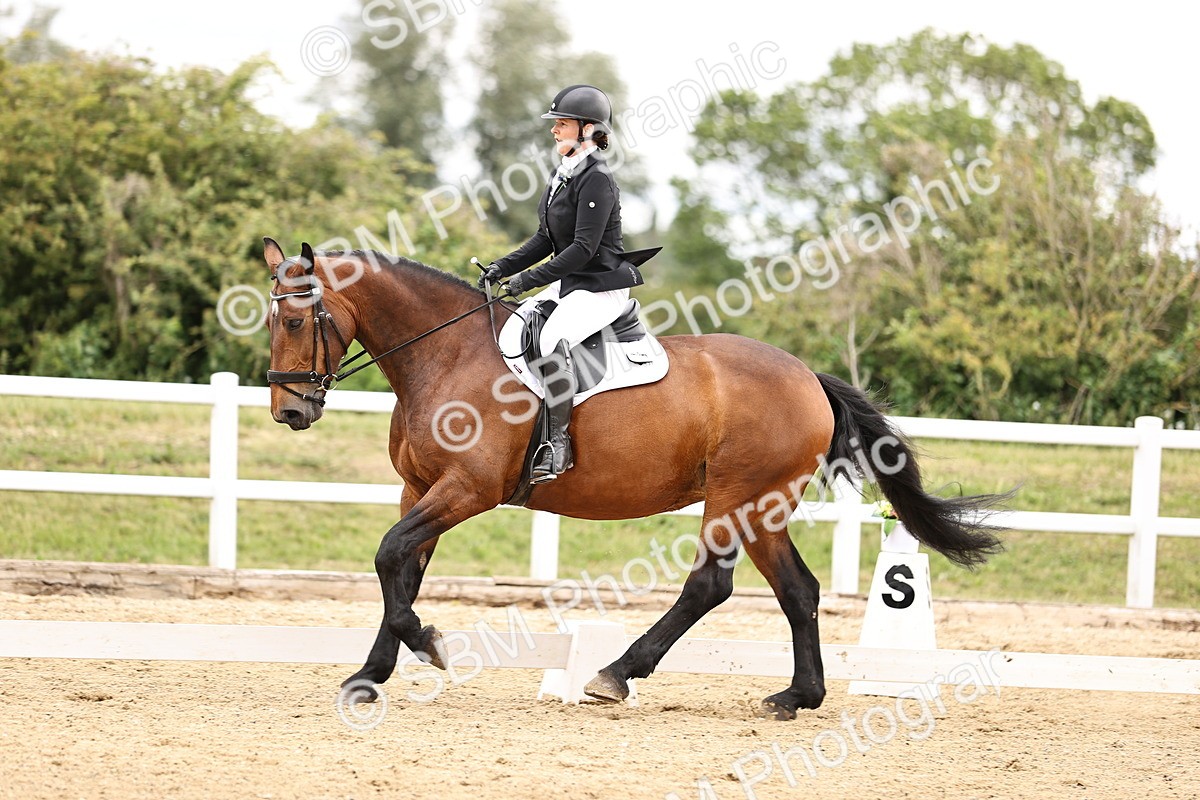 SBM_002027 - Class 2 - Novice 4 - 10.36-11.39