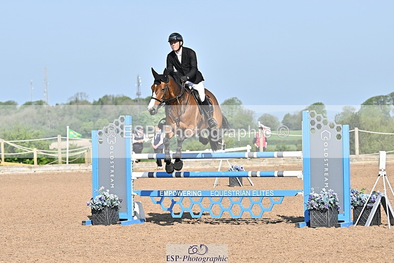 240509A-091310-00479 - Cls 8 Foxhunter