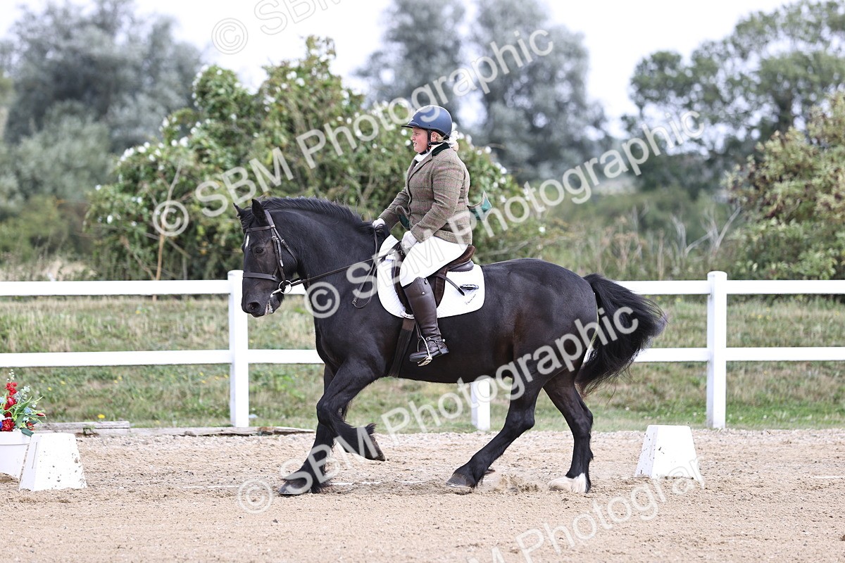 SBM_016739 - Class 14 Novice 23 - 11.53-12.56